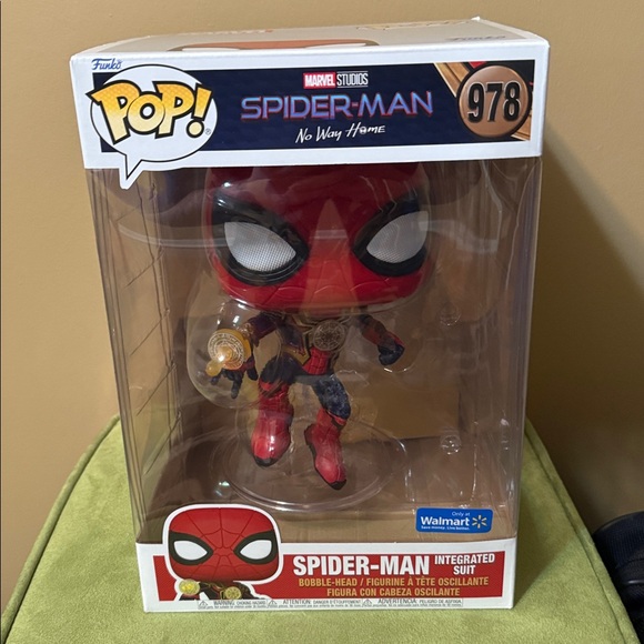 Funko Pop! Jumbo Spider-Man Integrated Suit - Picture 3 of 8